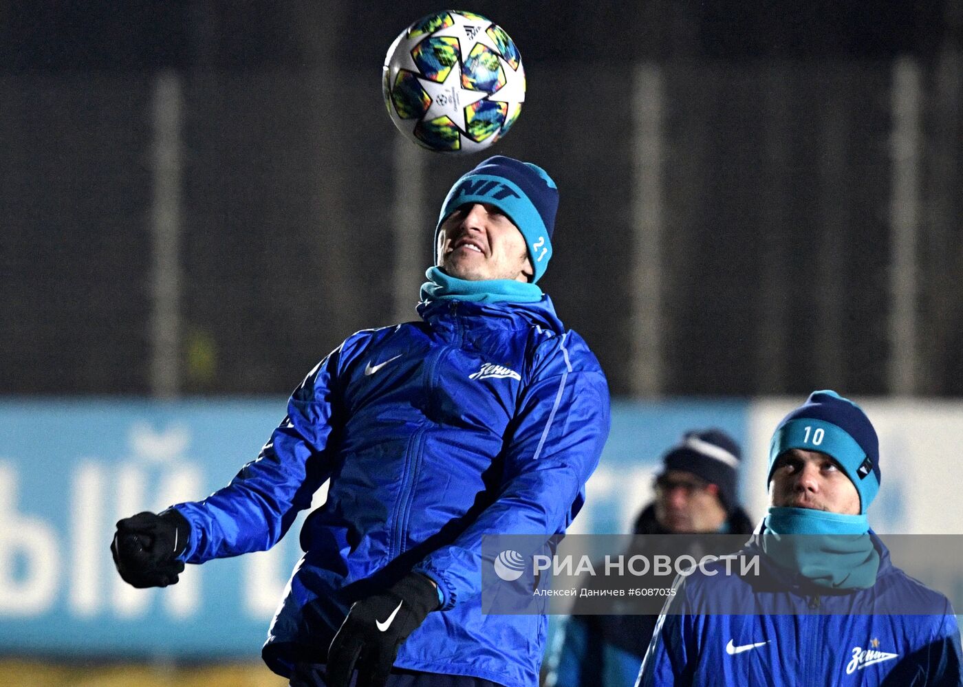 Футбол. Лига чемпионов. Тренировка ФК "Зенит"