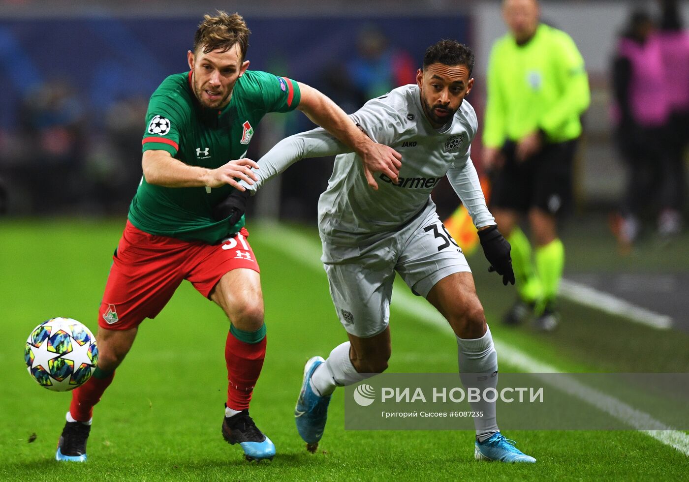 Футбол. Лига чемпионов. Матч "Локомотив" — "Байер"