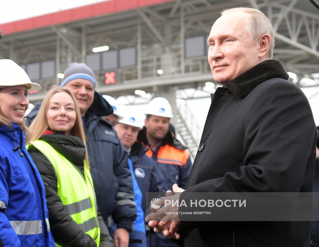 Рабочая поездка президента РФ В. Путина в Санкт-Петербург