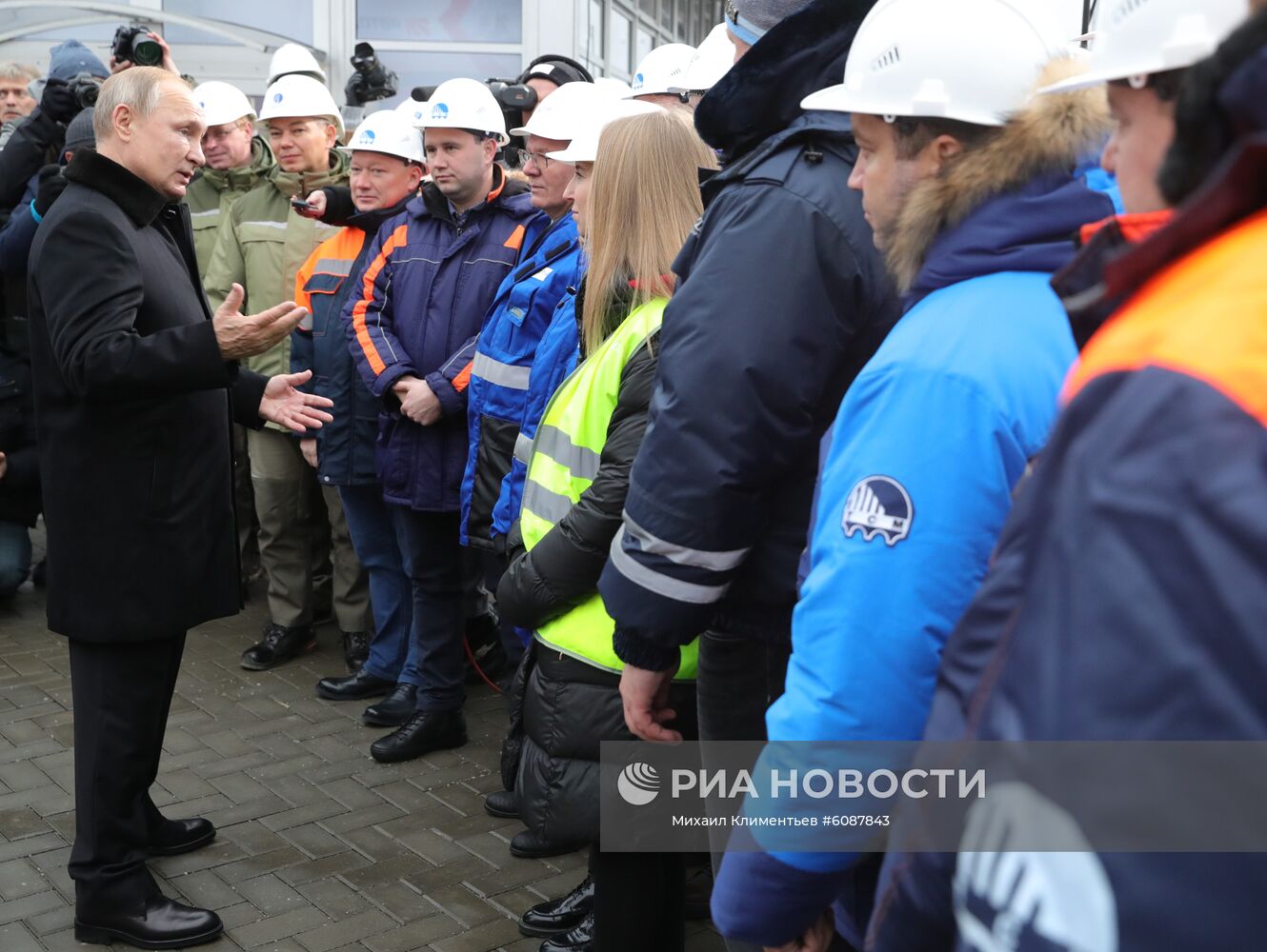 Рабочая поездка президента РФ В. Путина в Санкт-Петербург