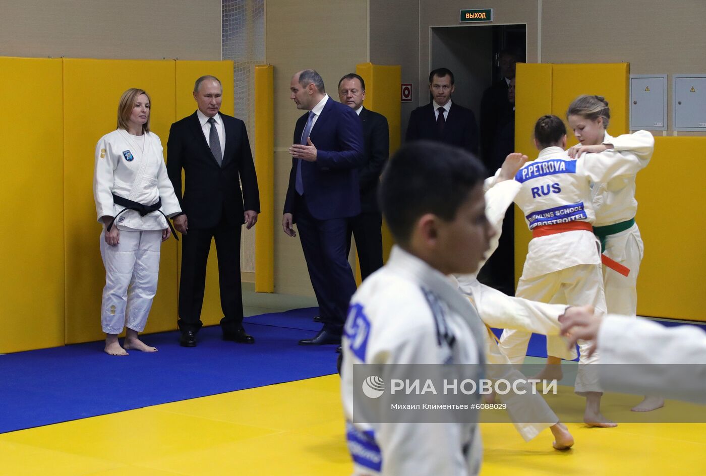 Рабочая поездка президента РФ В. Путина в Санкт-Петербург