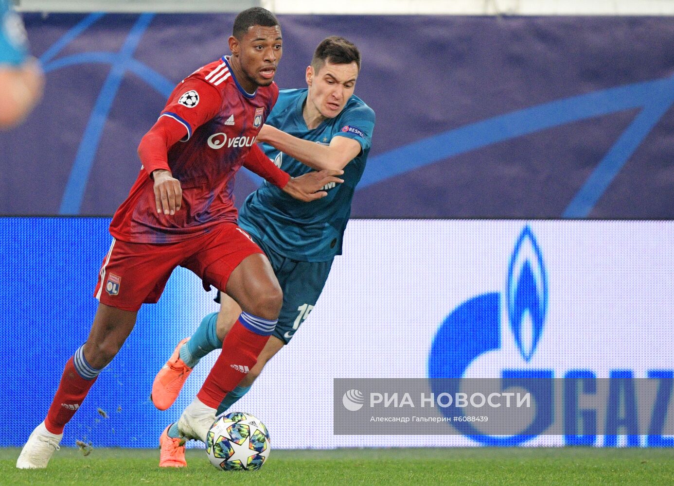 Футбол. Лига чемпионов. Матч "Зенит" "Лион"