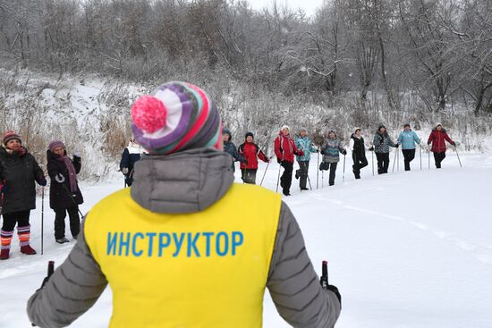 Занятия скандинавской ходьбой в Новосибирске 