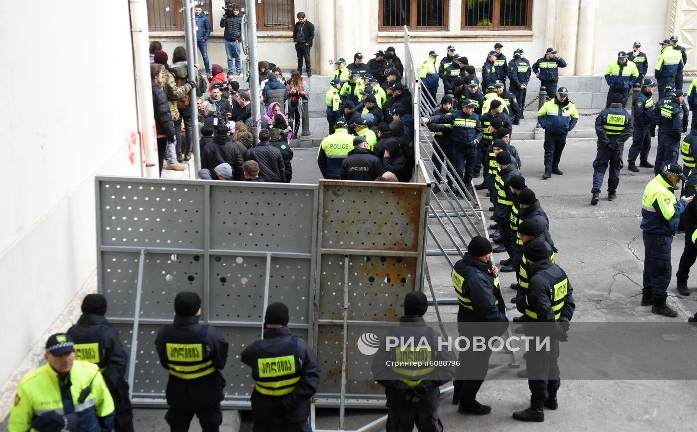 Акция протеста оппозиции в Тбилиси