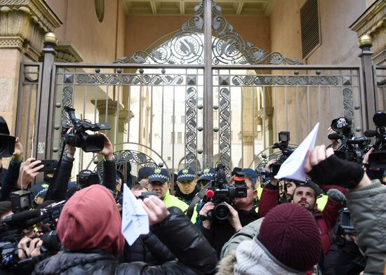 Акция протеста оппозиции в Тбилиси