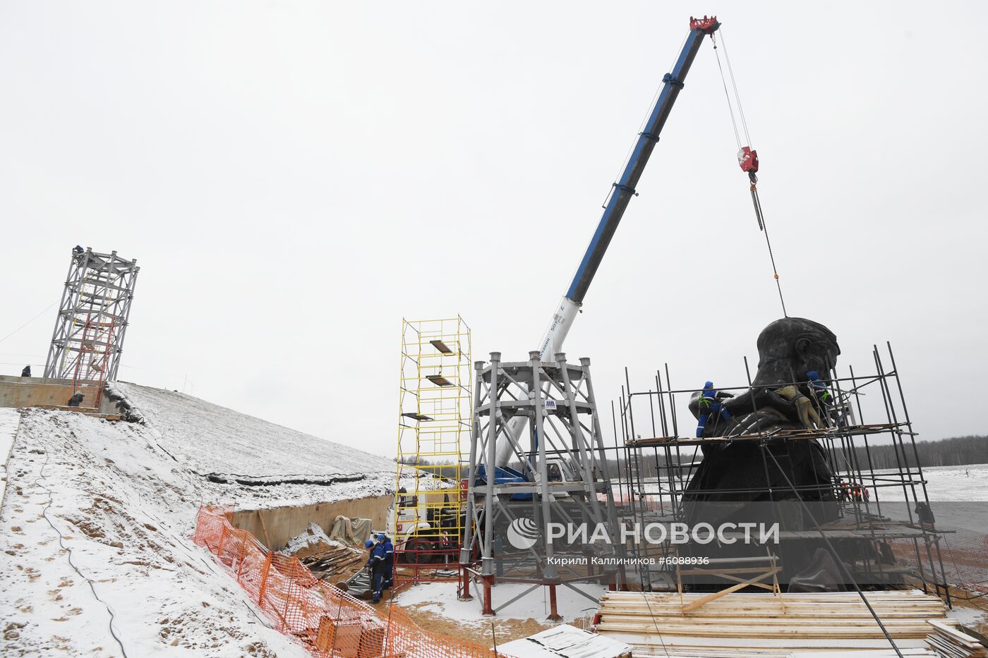 Строительство Ржевского мемориала Советскому солдату 