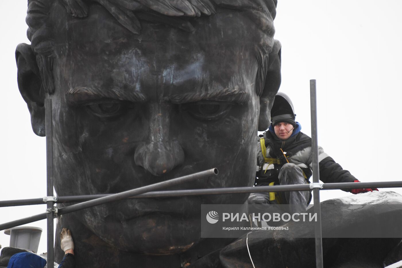 Строительство Ржевского мемориала Советскому солдату 
