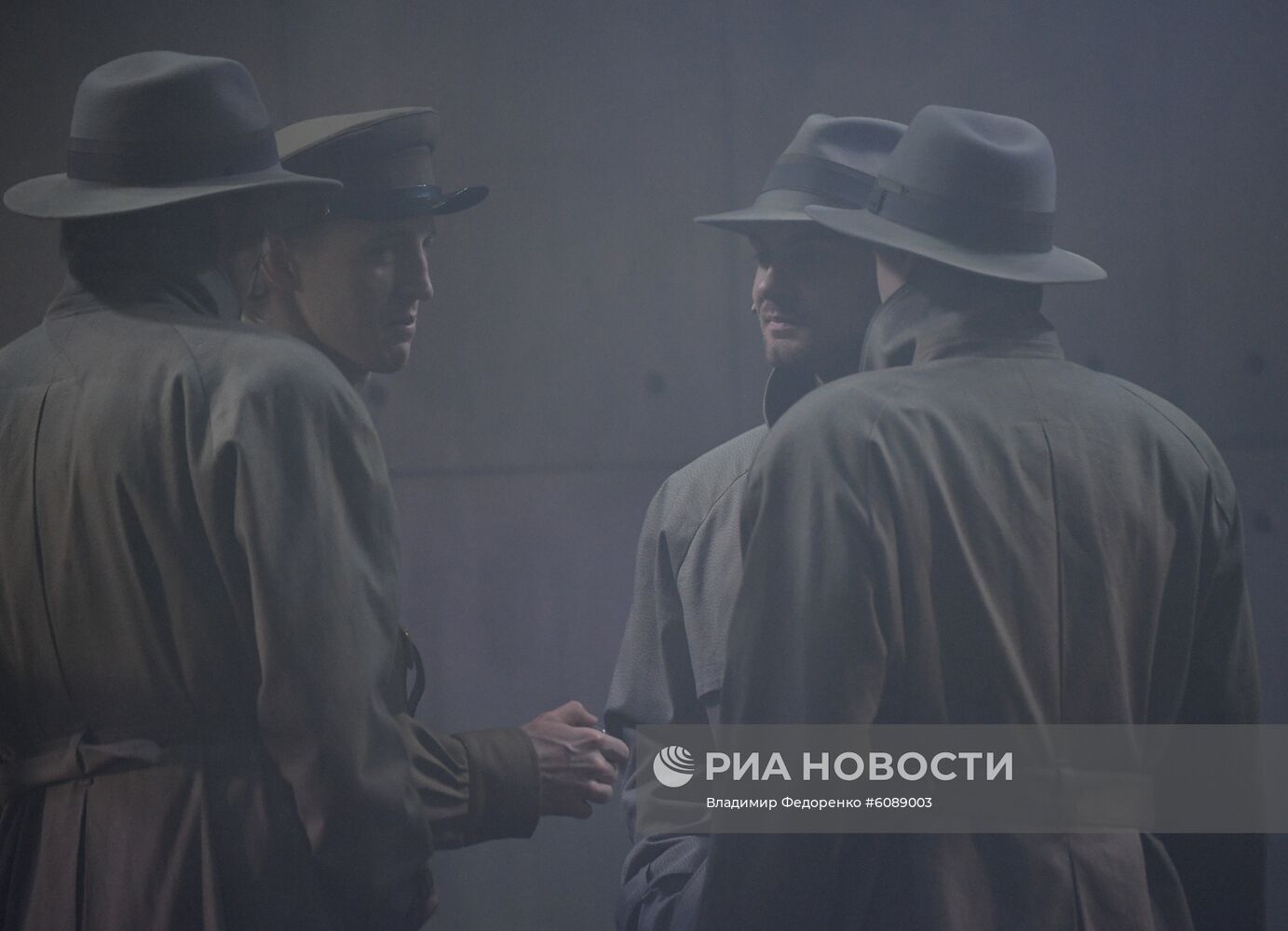 Показ премьерного спектакля "Капкан" в театре "Ленком"