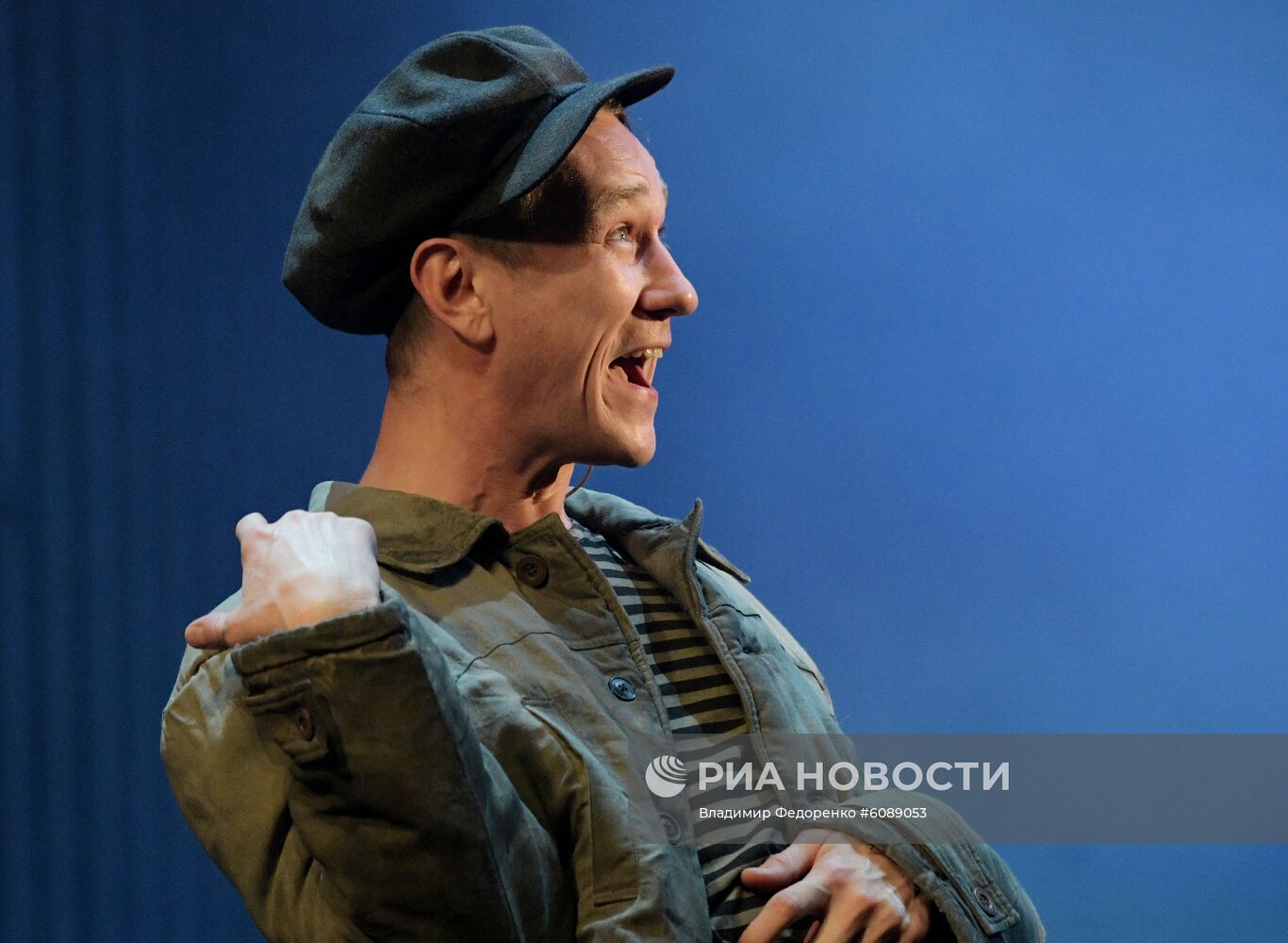 Показ премьерного спектакля "Капкан" в театре "Ленком"