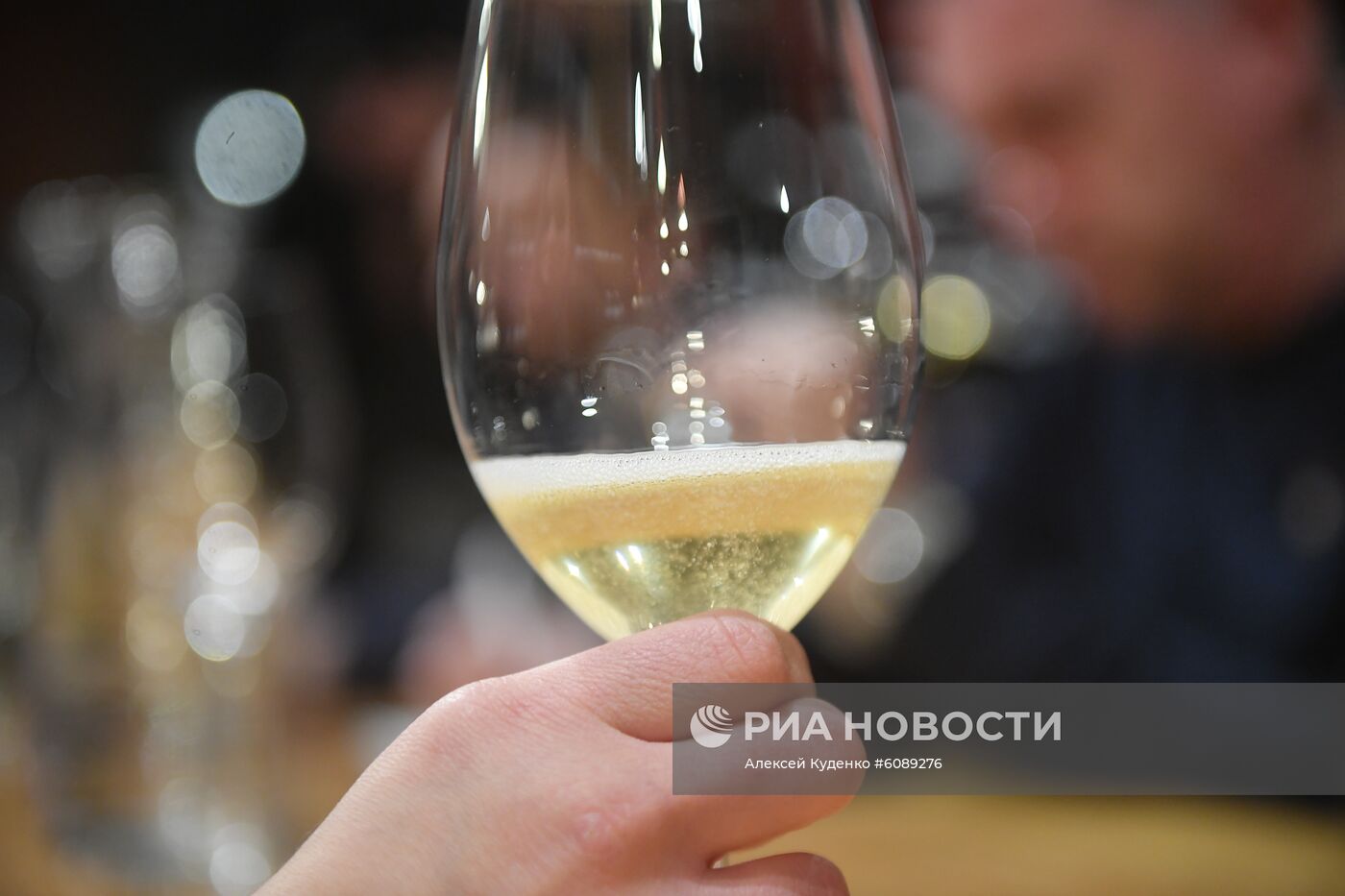 Дегустация российских вин в винотеке Vino Birra Bar в Москве