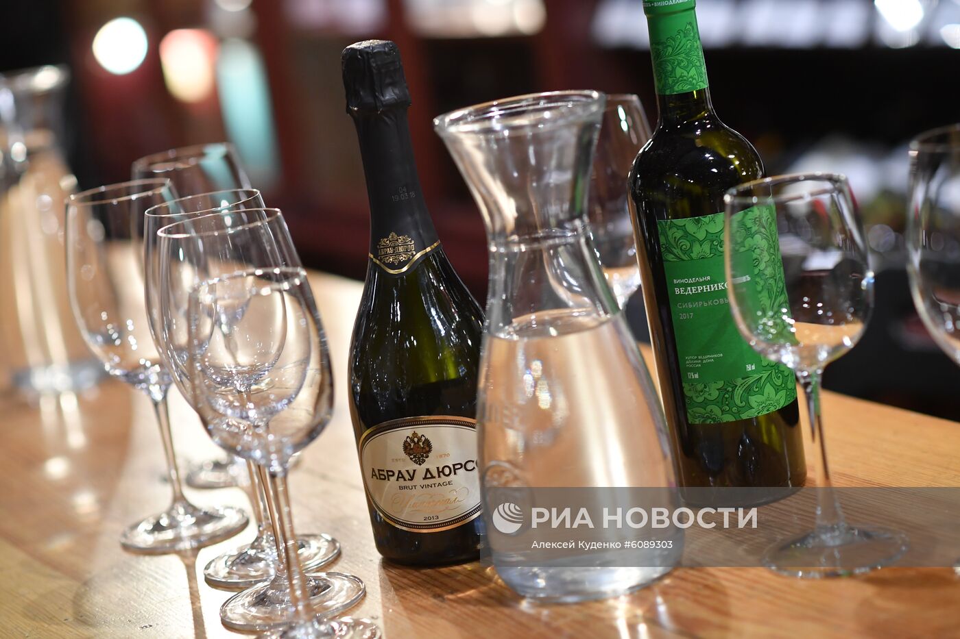 Дегустация российских вин в винотеке Vino Birra Bar в Москве