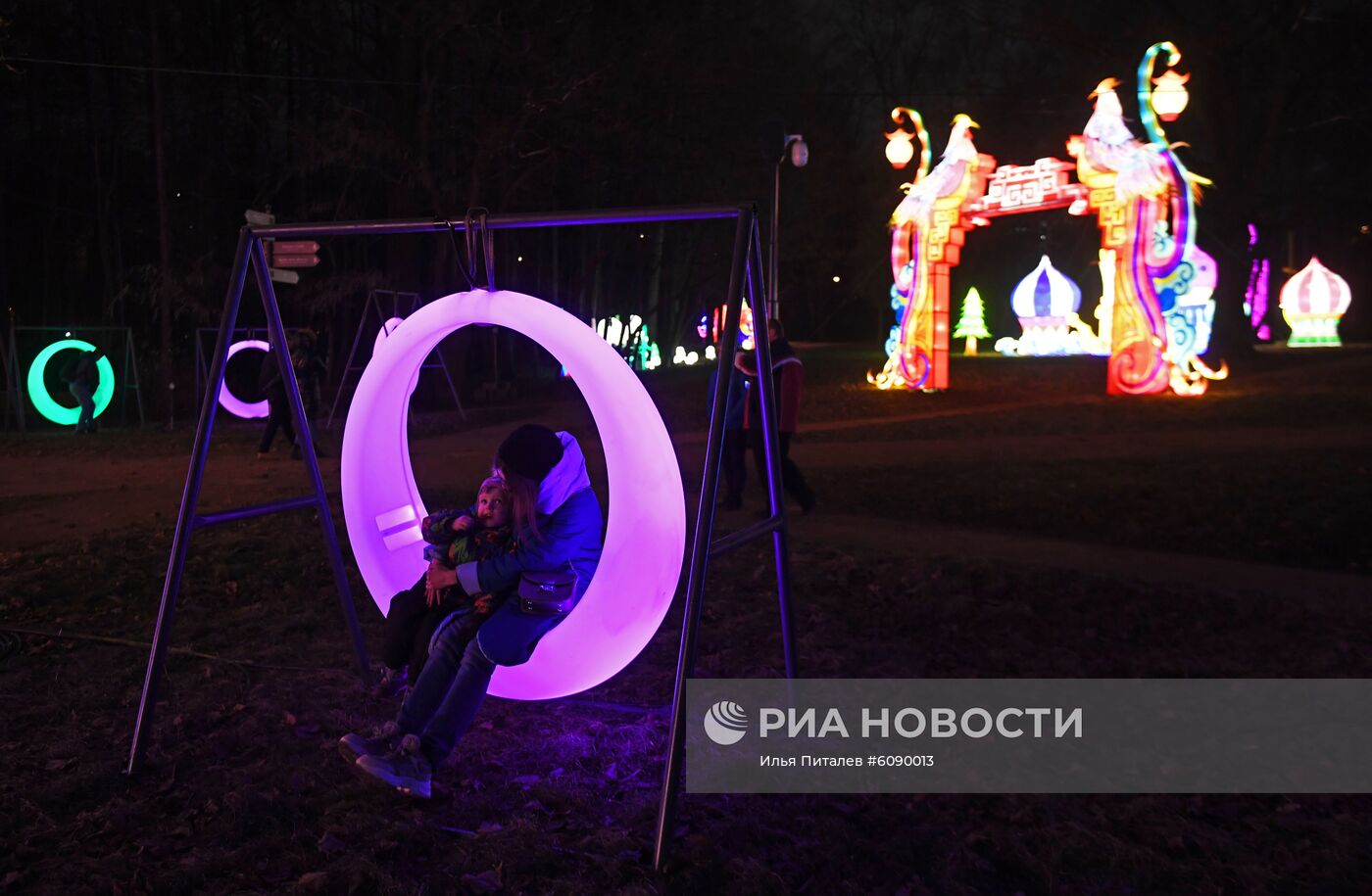 "Фестиваль волшебных китайских фонарей" в Москве