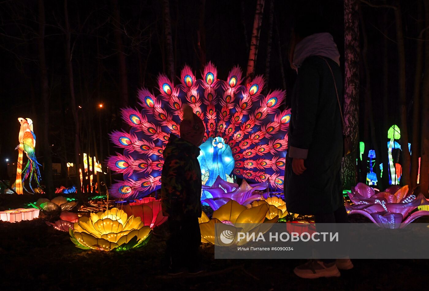 "Фестиваль волшебных китайских фонарей" в Москве