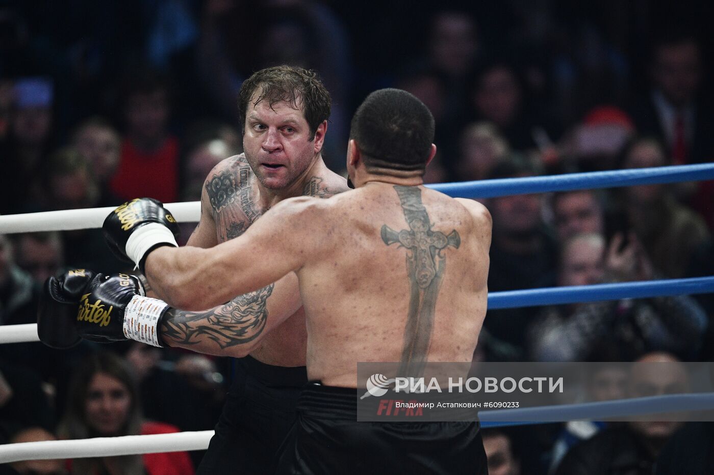 Бокс. Бой А. Емельяненко и М. Кокляева