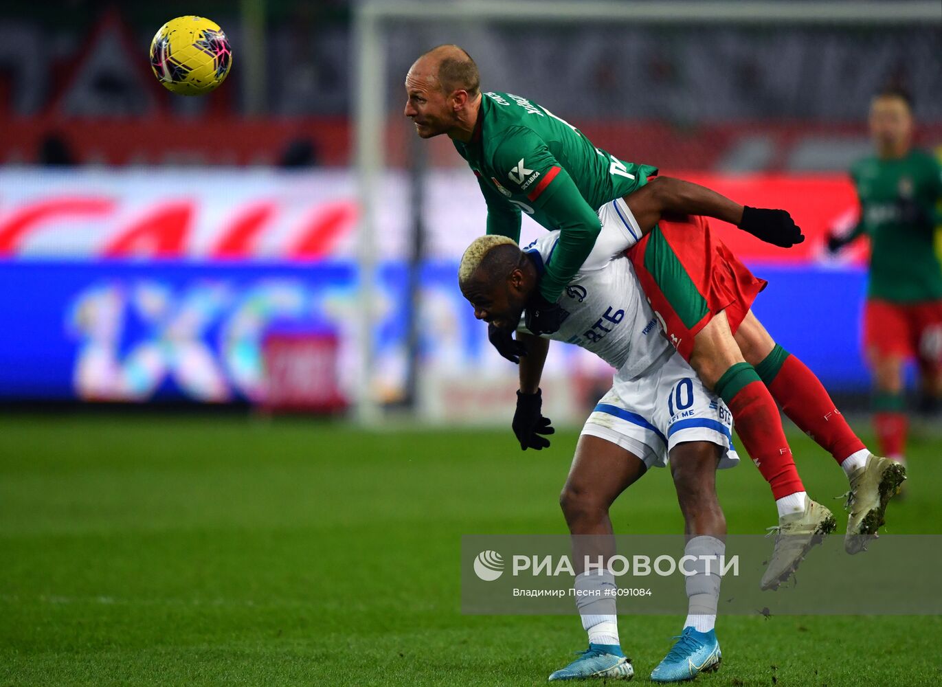 Футбол. РПЛ. Матч "Локомотив" - "Динамо"