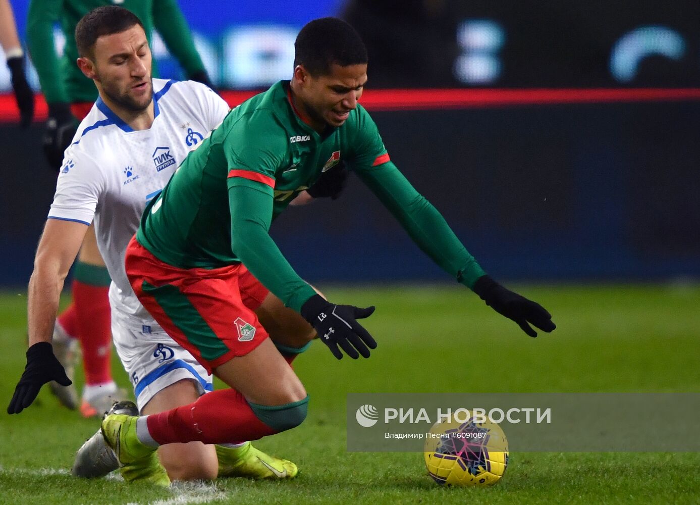 Футбол. РПЛ. Матч "Локомотив" - "Динамо"