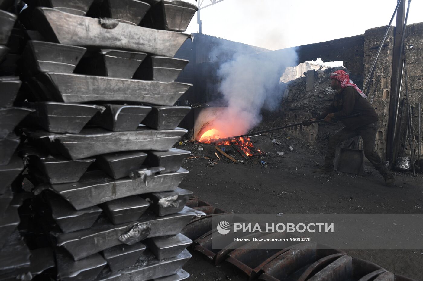 Производство алюминия на частном заводе вблизи Дамаска