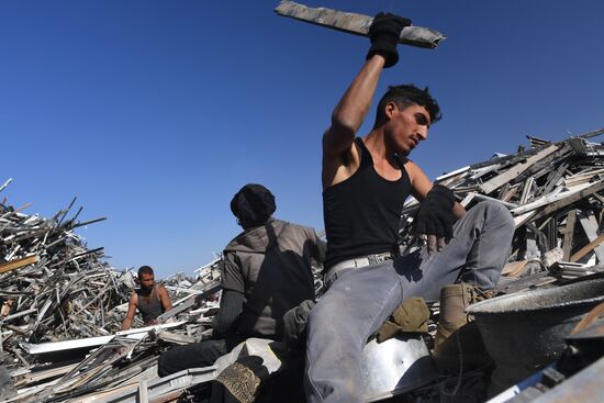 Производство алюминия на частном заводе вблизи Дамаска