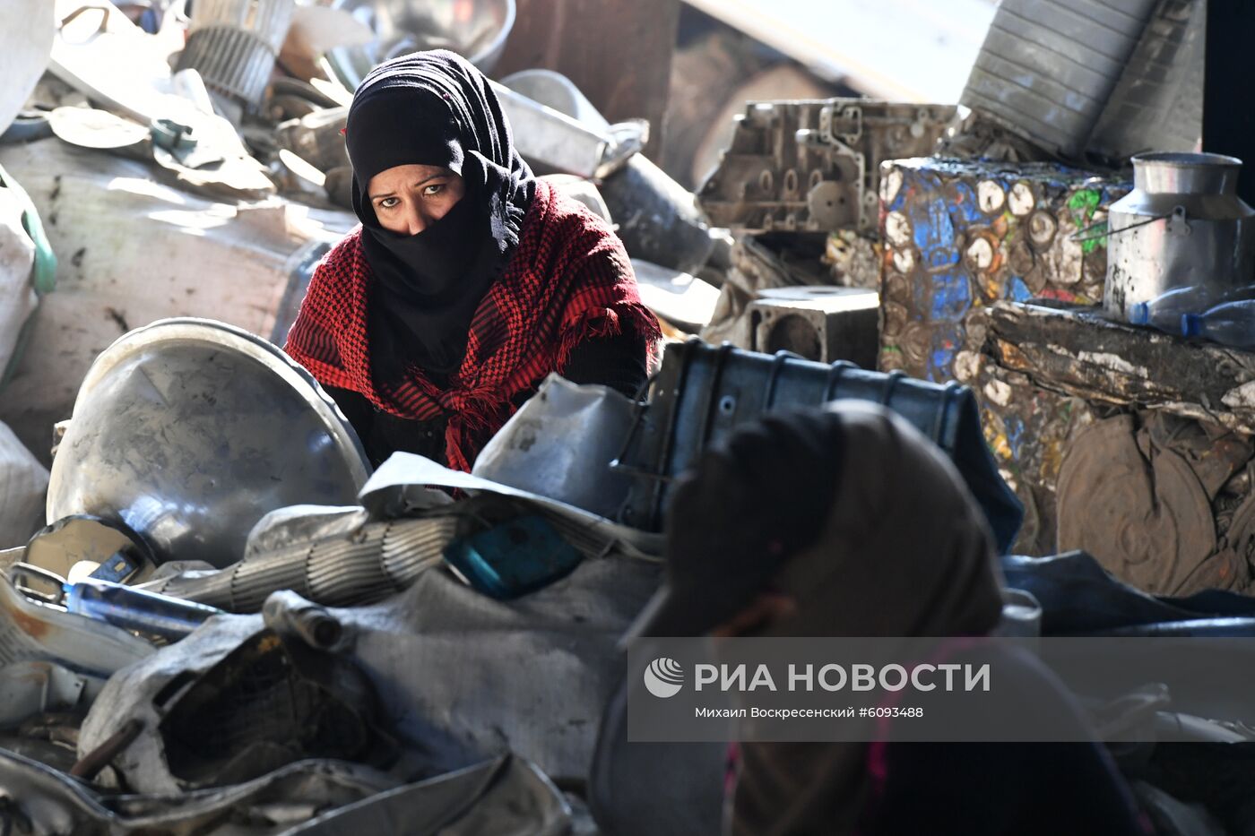 Производство алюминия на частном заводе вблизи Дамаска