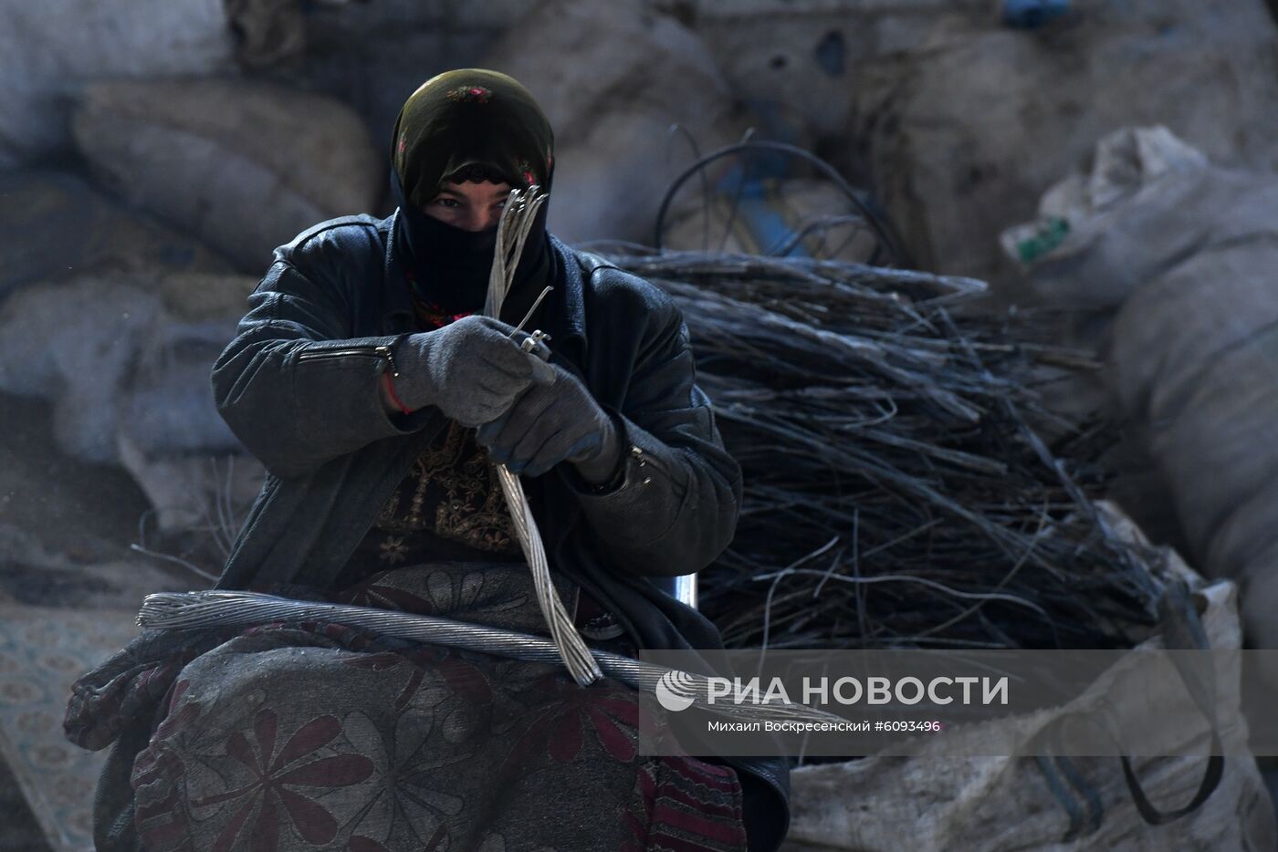 Производство алюминия на частном заводе вблизи Дамаска