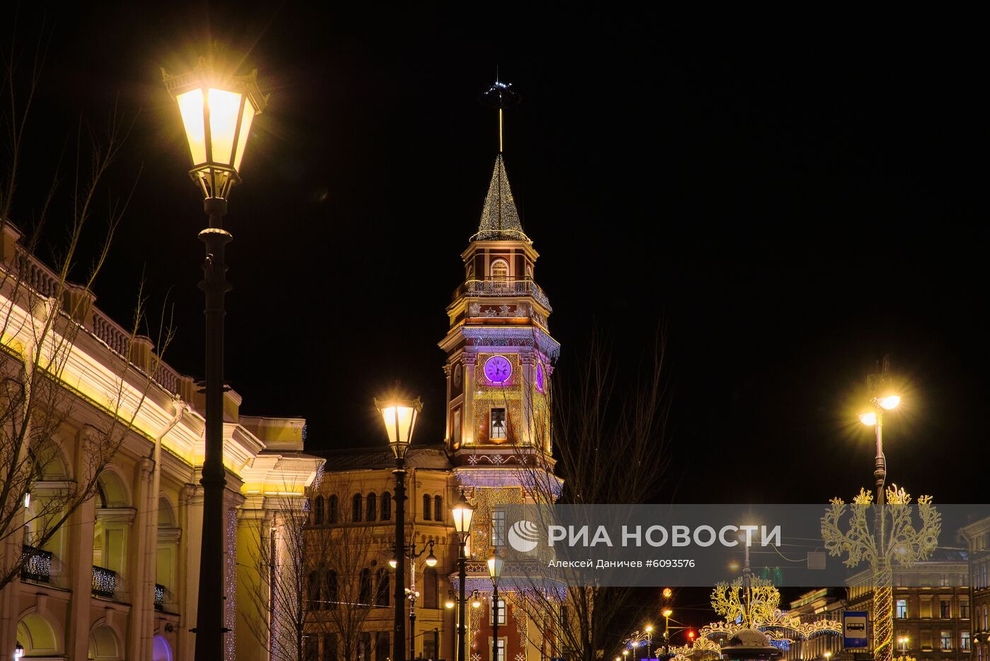 Предновогодний Санкт-Петербург