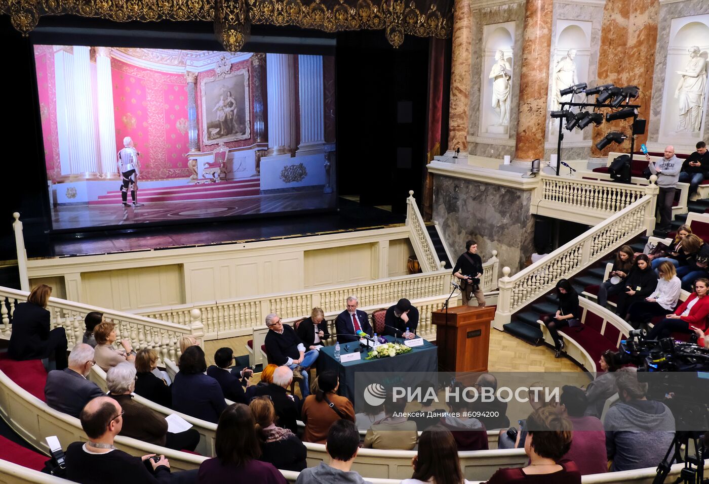 П/к художника Яна Фабра в Санкт-Петербурге