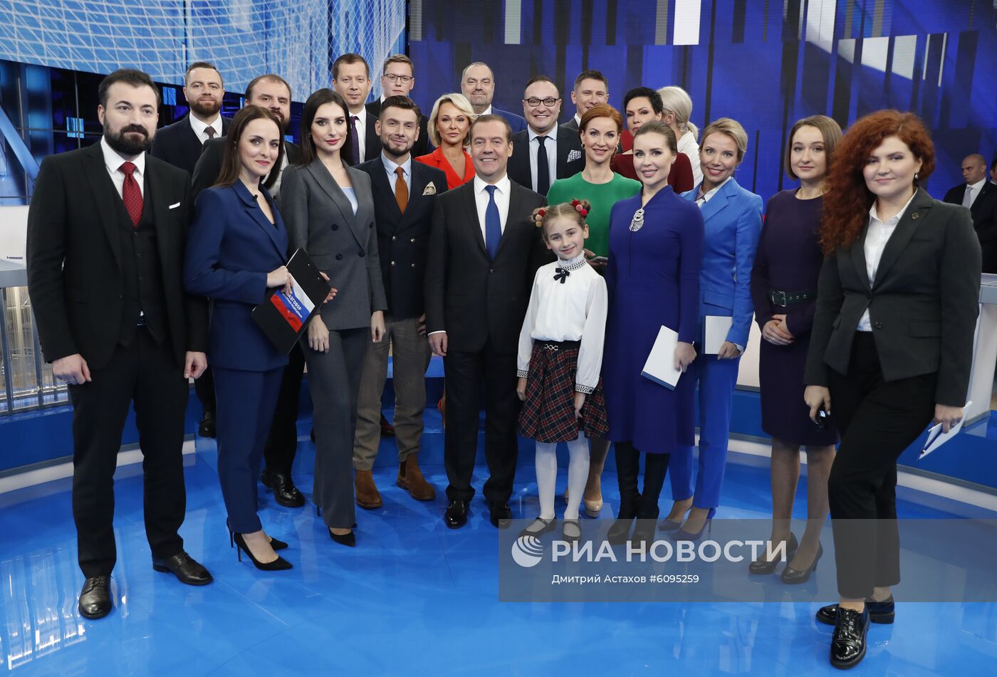 Интервью Премьер-министра РФ Д. Медведева российским телеканалам