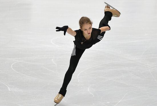 Фигурное катание. Финал Гран-При. Женщины. Тренировки