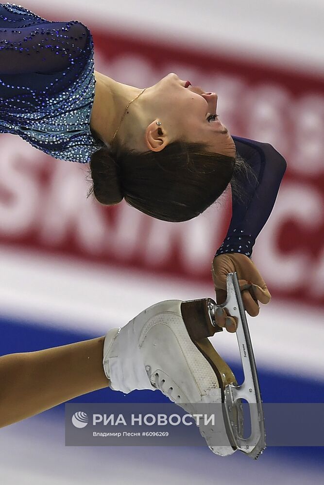 Фигурное катание. Финал Гран-При. Юниоры. Женщины. Короткая программа