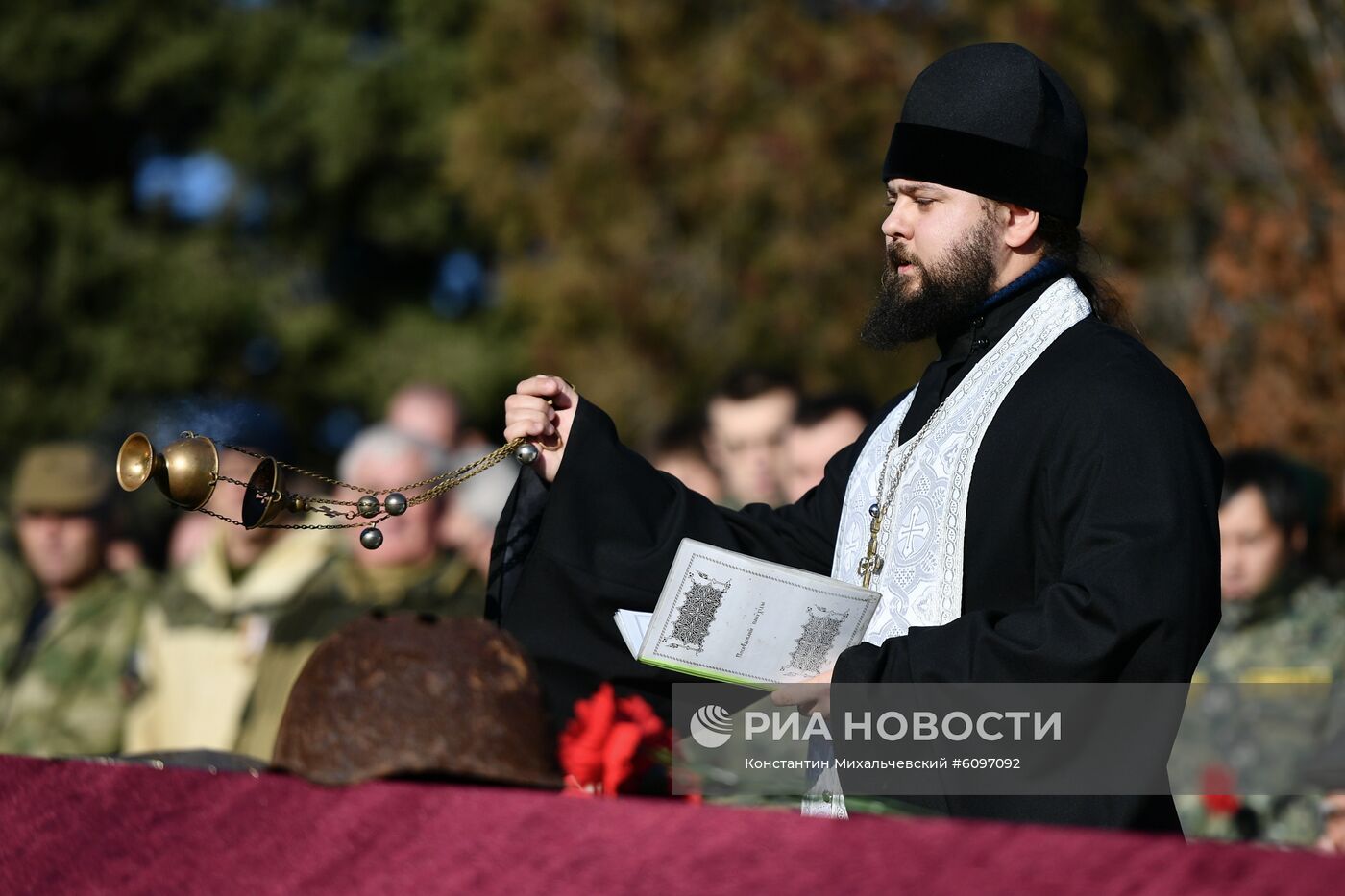 Перезахоронение останков солдат Великой Отечественной войны в Феодосии