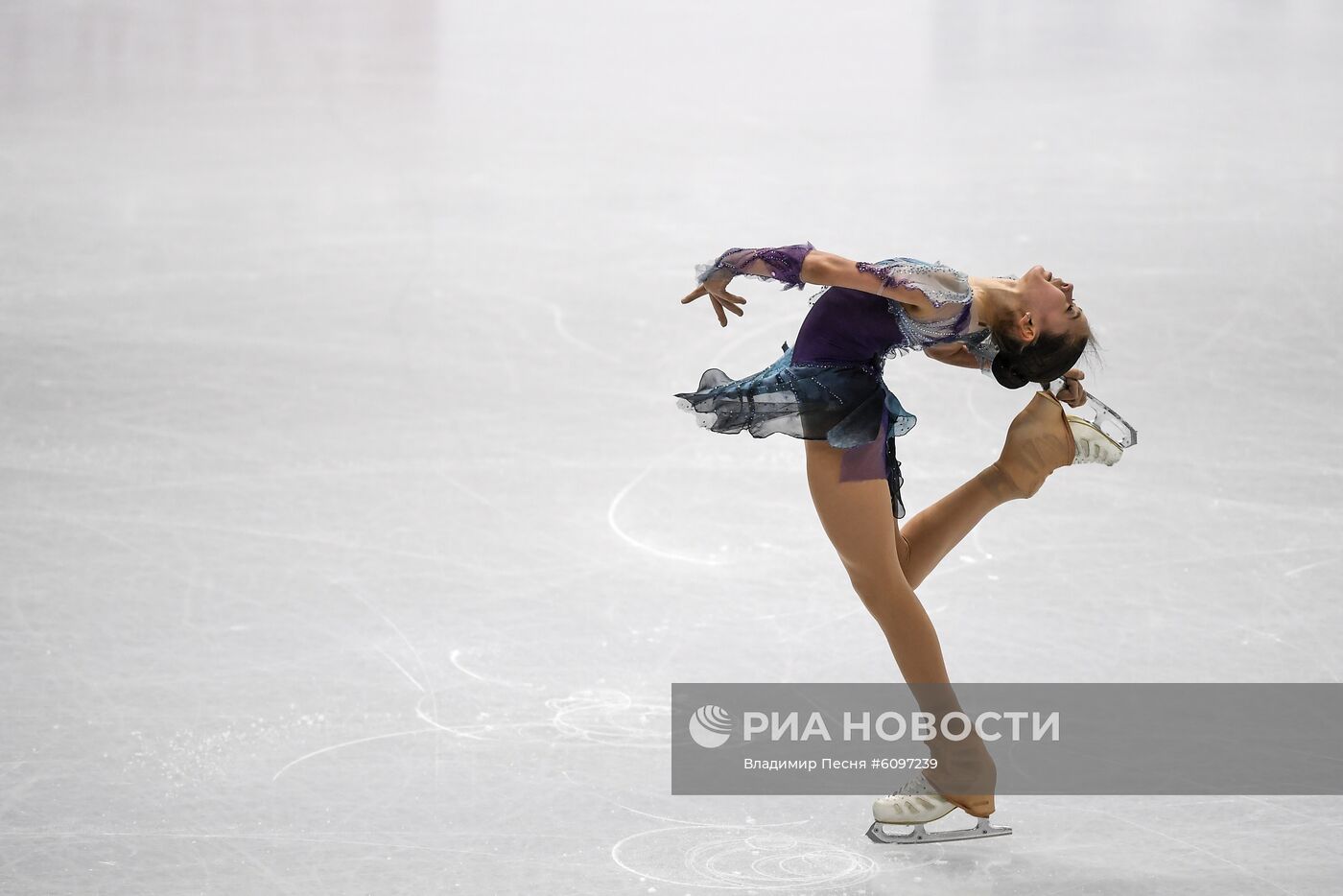 Фигурное катание. Финал ГП. Юниоры. Женщины. Произвольная программа