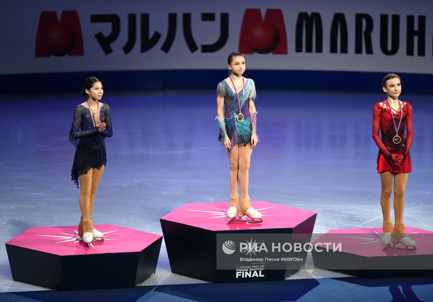 Фигурное катание. Финал ГП. Юниоры. Женщины. Произвольная программа