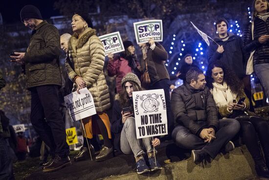 Акция протеста в Мадриде против климатических изменений