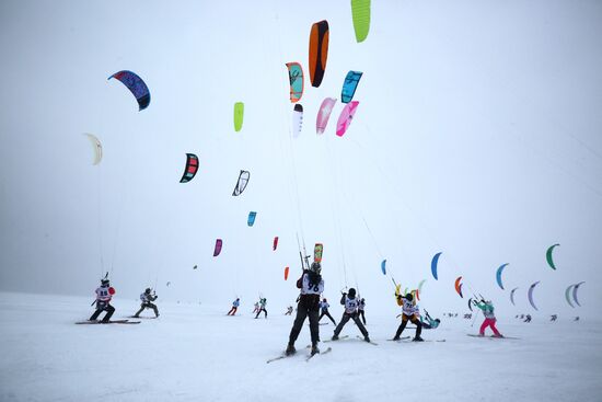 Сноукайтинг в Новосибирске