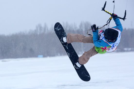 Сноукайтинг в Новосибирске