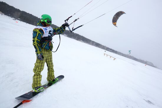 Сноукайтинг в Новосибирске