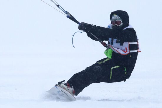Сноукайтинг в Новосибирске
