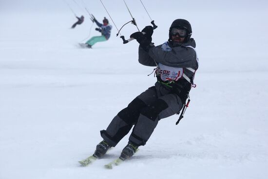 Сноукайтинг в Новосибирске