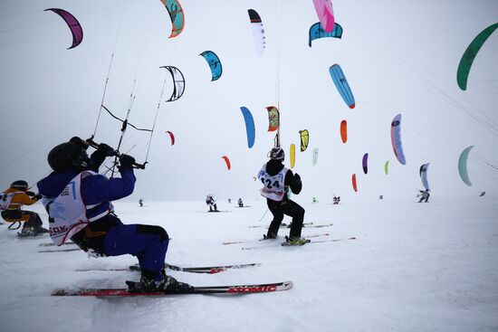 Сноукайтинг в Новосибирске