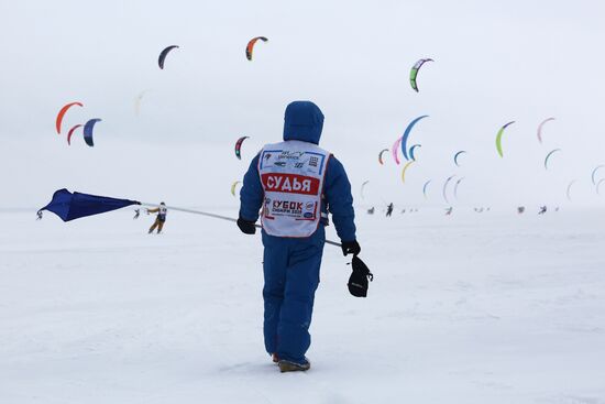 Сноукайтинг в Новосибирске