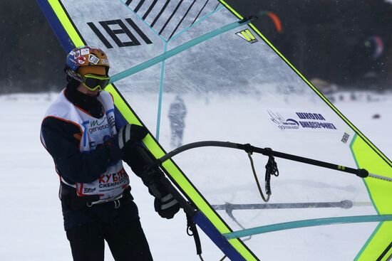 Сноукайтинг в Новосибирске