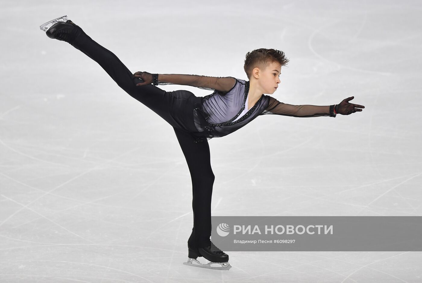 Фигурное катание. Финал ГП. Юниоры. Мужчины. Произвольная программа