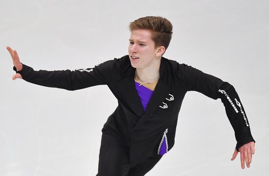 Фигурное катание. Финал ГП. Юниоры. Мужчины. Произвольная программа