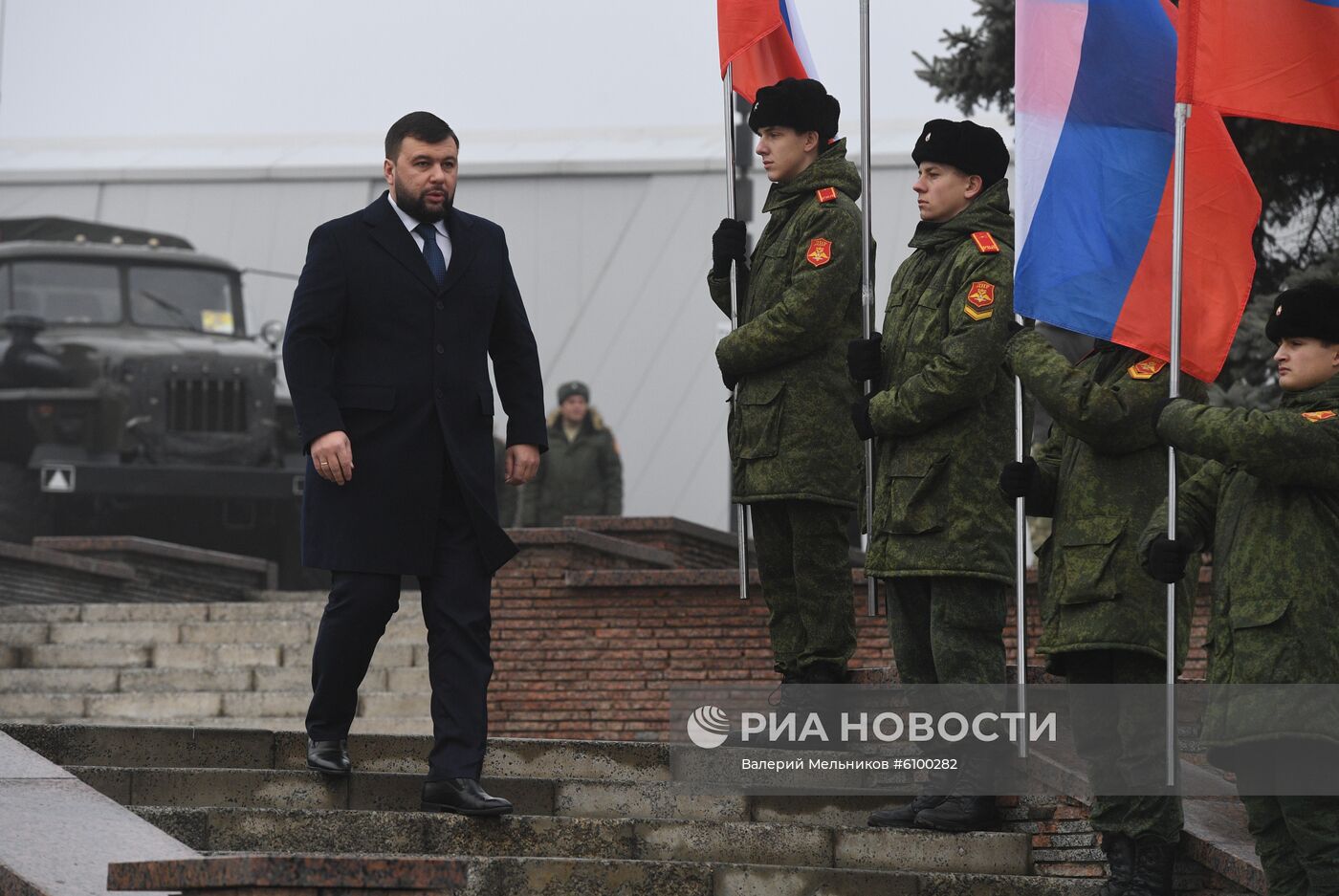 Открытие памятника И. Кобзону в Донецке