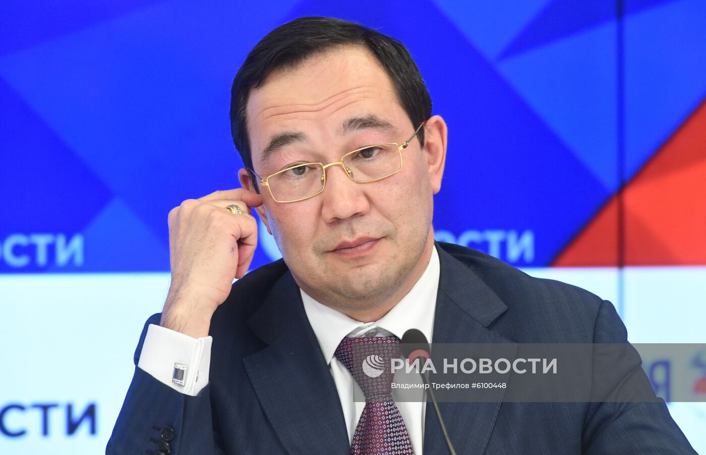 П/к главы Якутии А. Николаева