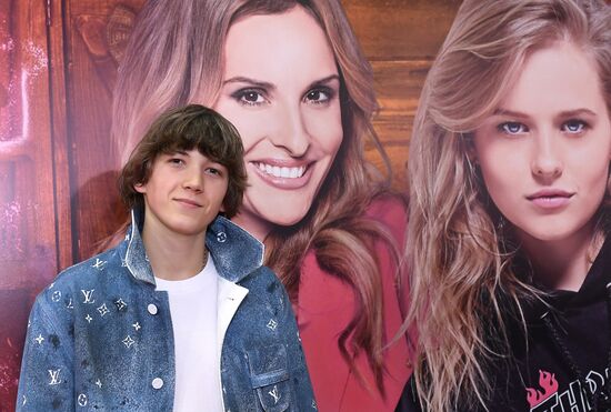 Премьера фильма "Полицейский с Рублевки. Новогодний беспредел. 2"