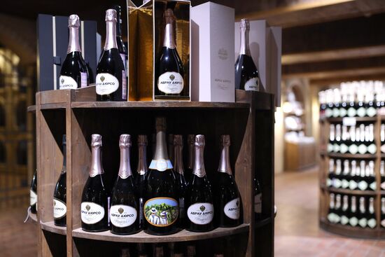 Производство шампанского в Абрау-Дюрсо