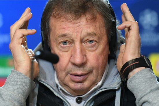 Футбол. Лига чемпионов. Тренировка ФК "Локомотив"