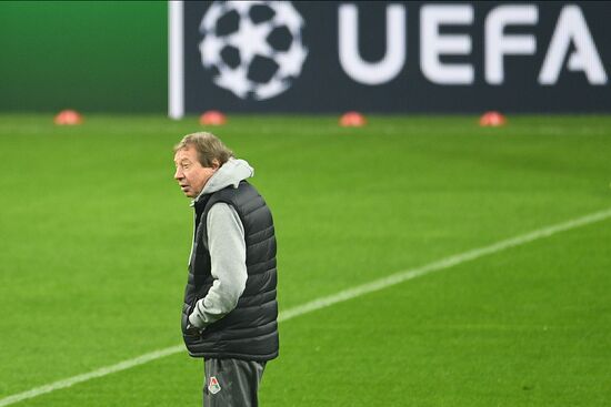 Футбол. Лига чемпионов. Тренировка ФК "Локомотив"