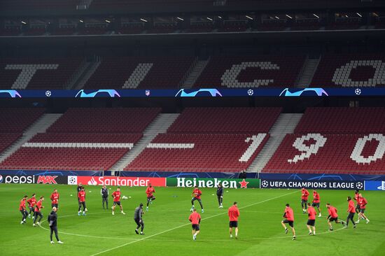 Футбол. Лига чемпионов. Тренировка ФК "Локомотив"